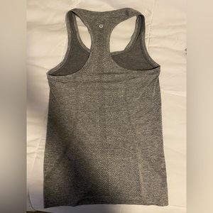 Lululemon swiftly tech tank size 4